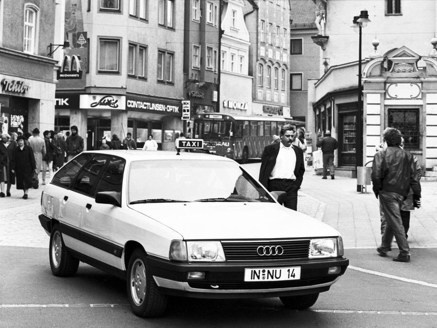  Audi Duo (C3) 1989 года  (фото 5 из 5)